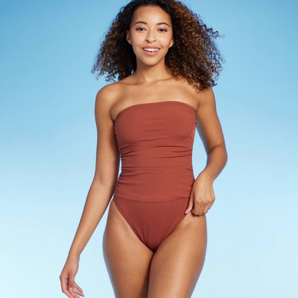 Shade & Shore Women's Shirred Ribbed Bandeau Cheeky One Piece Swimsuit - Brown M